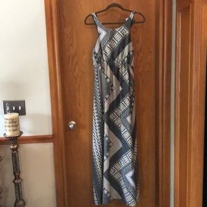 Beautiful Spring sleeveless maxi (EUC)